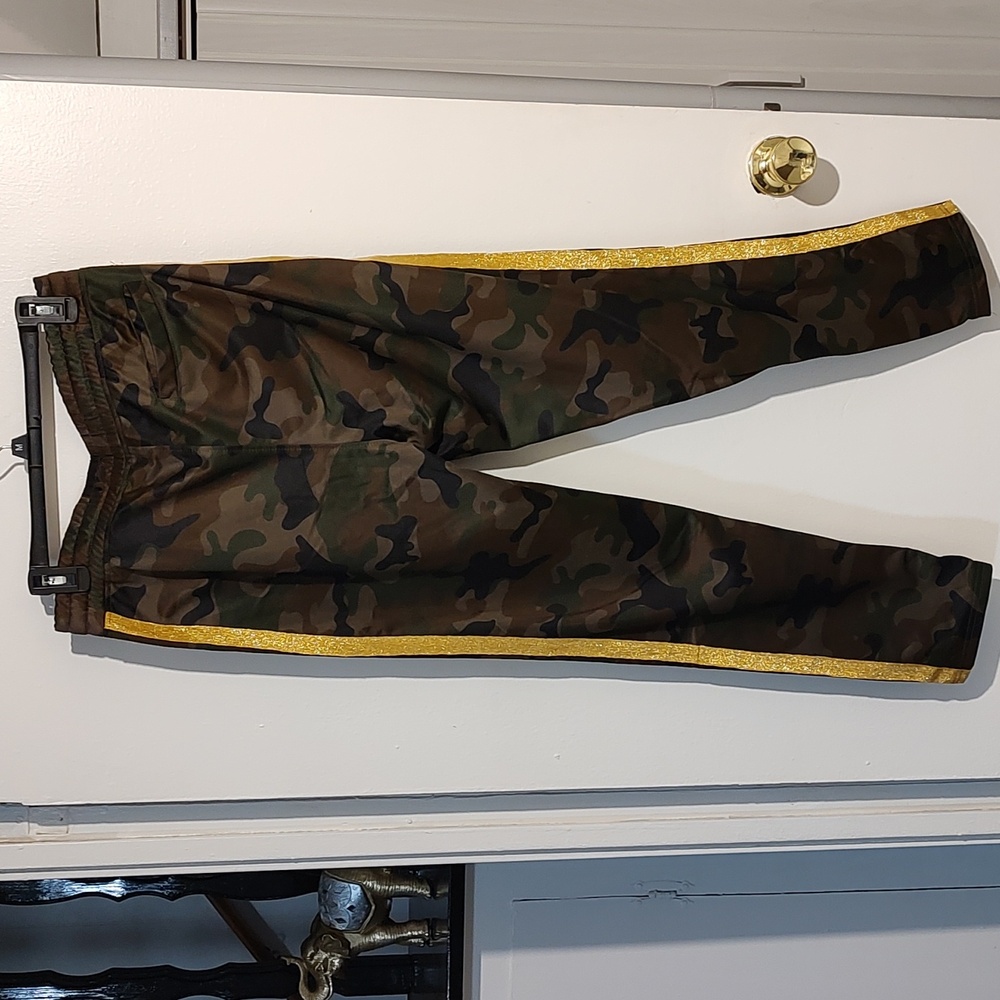 Rebel Minds Men Camouflage Gold Stripe Track Pants - Picture 2 of 8